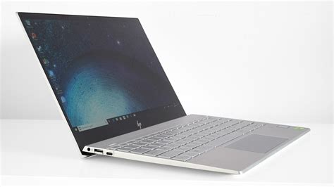 HP Envy 13 (2019) Review .